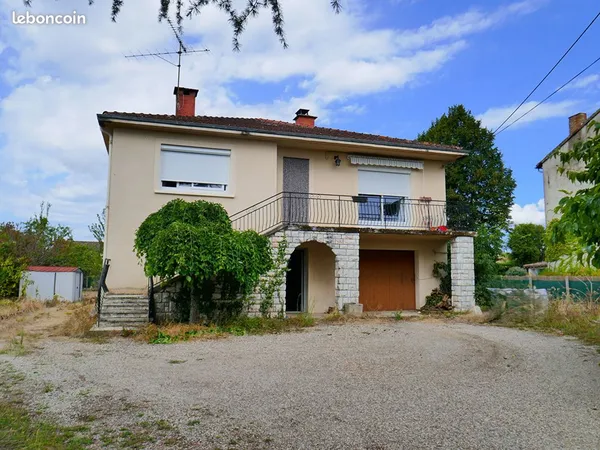 Maison 8 pièces 100 m²