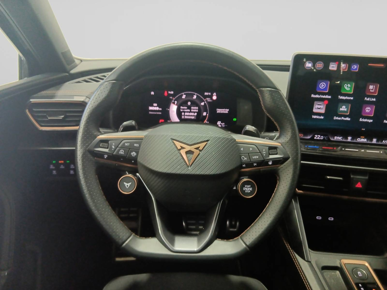 Cupra Leon — photo 14