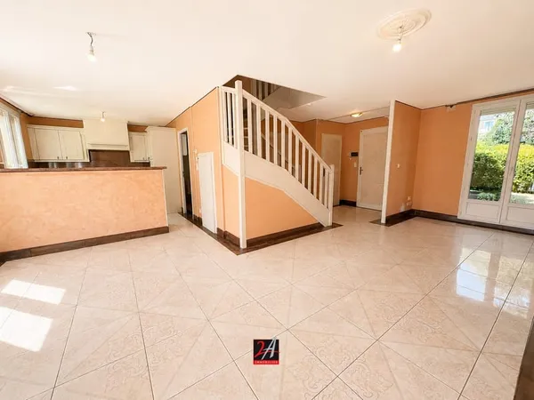 Maison familiale à vendre Rumilly, 116m2, 4 chambres, jardin