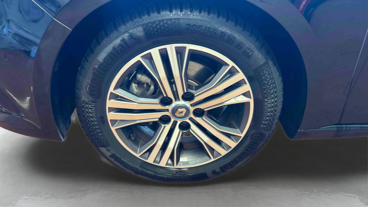 Renault Mégane IV Estate E-TECH Plug-In Hybride 160 — photo 14