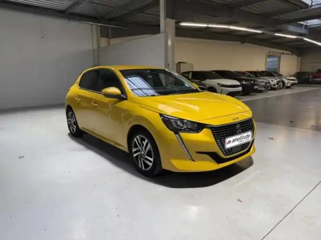 Peugeot 208 1.2 puretech 100ch s&amp;s roadtrip eat8 — photo 3