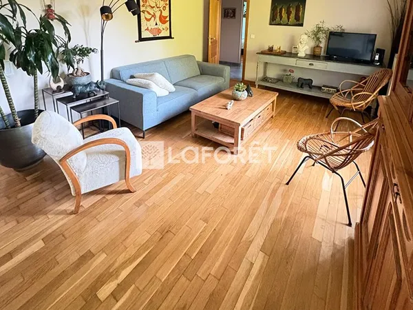 Maison 5 pièces 130 m²