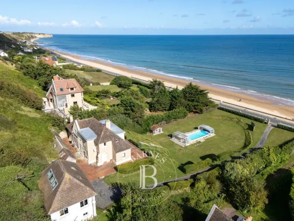 Omaha Beach, Vierville sur Mer, Maison des années 30 avec Gite e