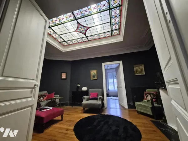 Appartement 5 pièces 154 m²