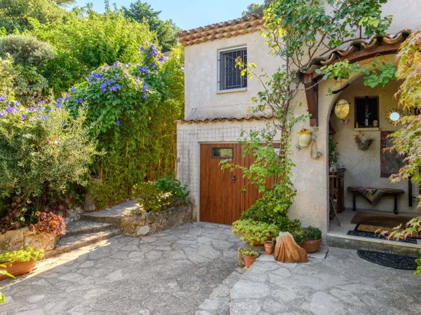 Villa 6 pièces 166 m²
