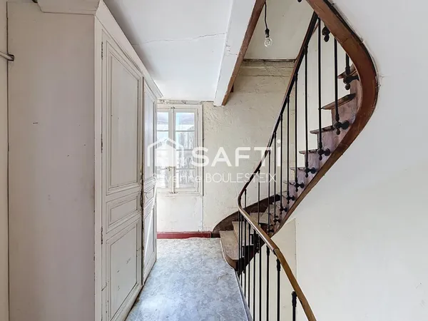 DEUX APPARTEMENTS A VENDRE LA COURONNE