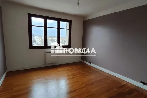 Appartement 3 pièces 82 m²