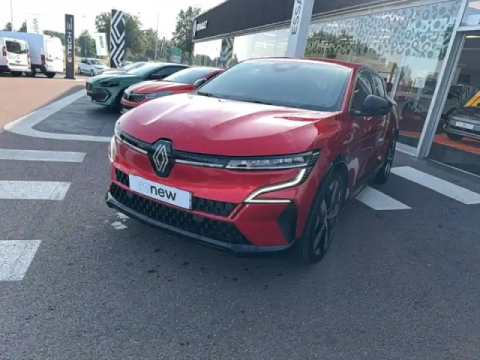 Renault Megane e-tech 220 ch autonomie confort ac7