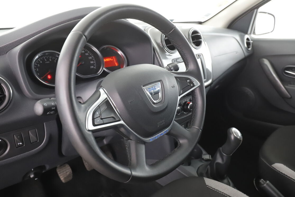 Dacia Sandero Stepway 1.5 dCi Blue — photo 10
