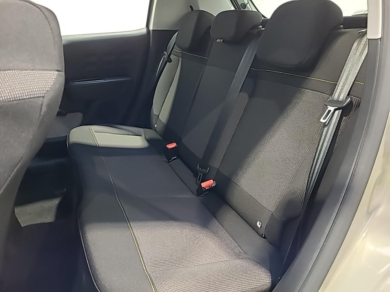 Citroën C3 puretech 83 ch bvm5 plus — photo 13