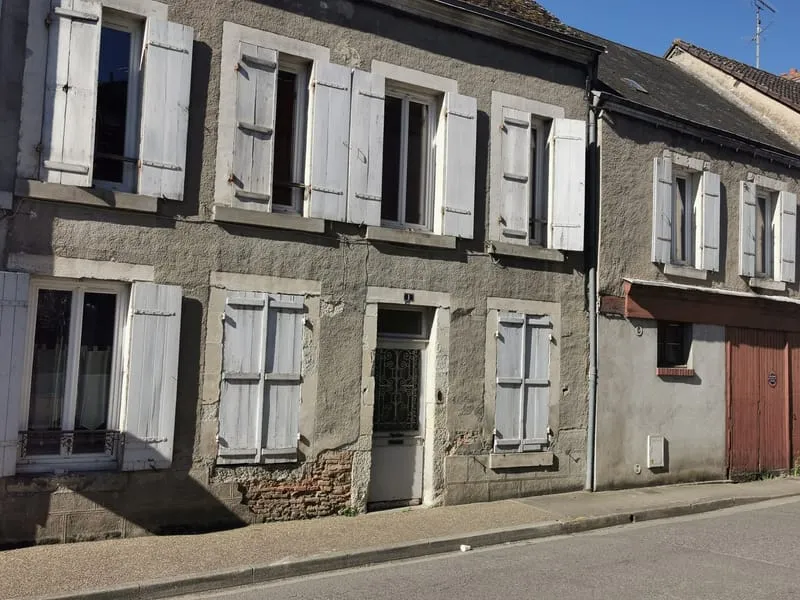 Photo 1