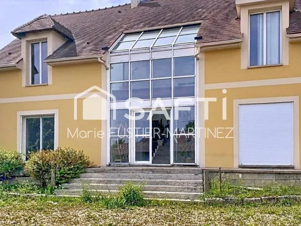 Maison familiale évolutive - 145 m² habitables déjà fonctionnels + 60 m² à aménager (belle hauteur) 