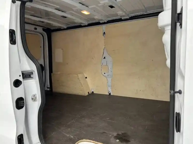 Renault Trafic fgn l2h1 3000 kg blue dci 130 — photo 35