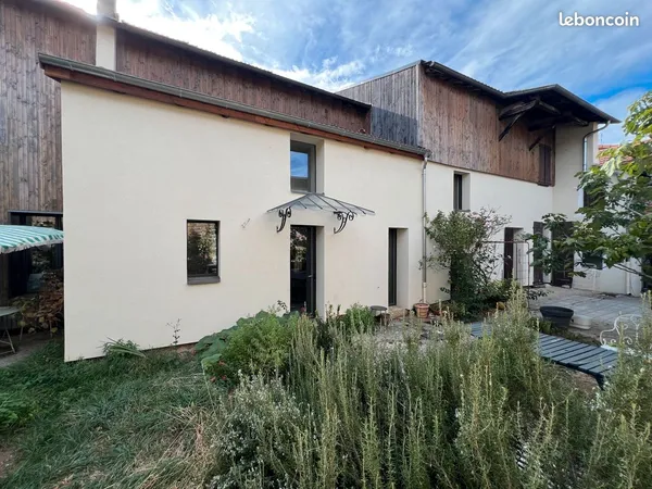 Maison de caractère 6 ch. / jardin / 310m2 / centre-ville