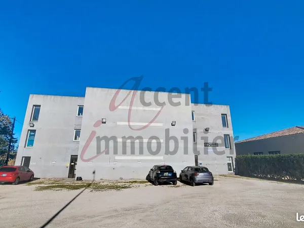 Bureaux 32 m² CHATEAURENARD