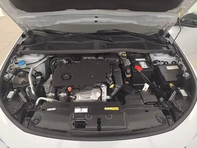 Peugeot 308 bluehdi 130ch s&amp;s eat8 — photo 26