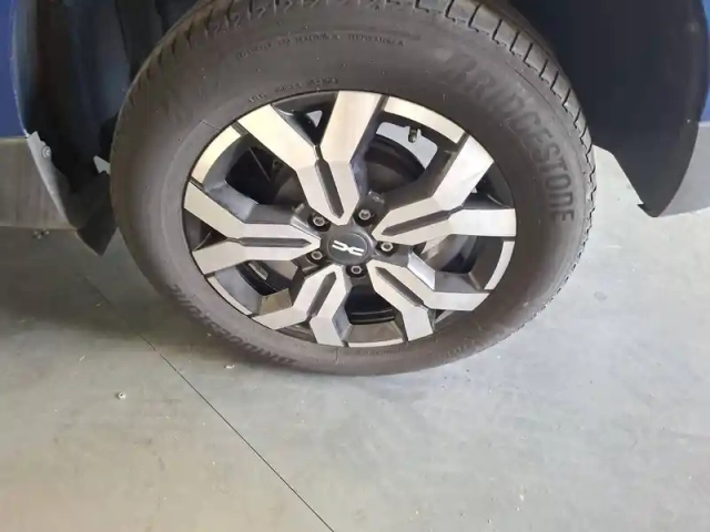 Dacia Duster blue dci 115 4x2 — photo 13