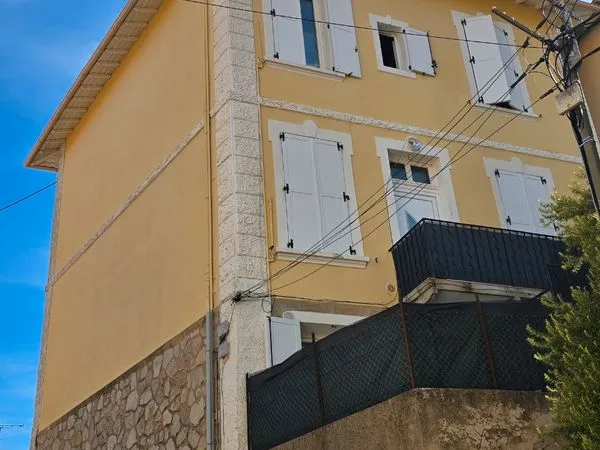Immeuble de rapport 9 pièces 153 m²