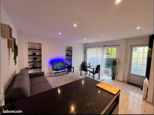 Studio aux portes de Paris (villejuif limite Kremlin Bicêtre) 26m2