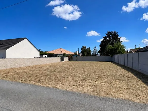 Terrain 444 m²