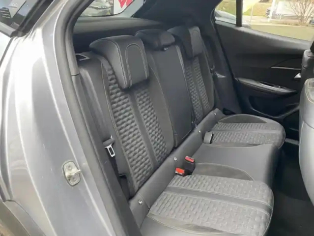 Peugeot 2008 ii bluehdi 110 s&amp;s roadtrip — photo 16