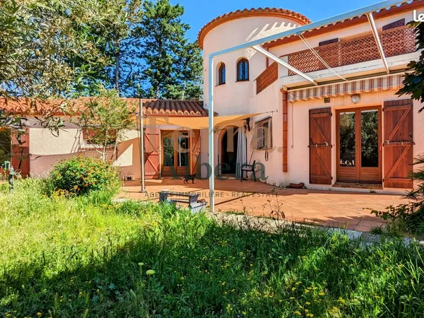 Villa 4 pièces 172 m²