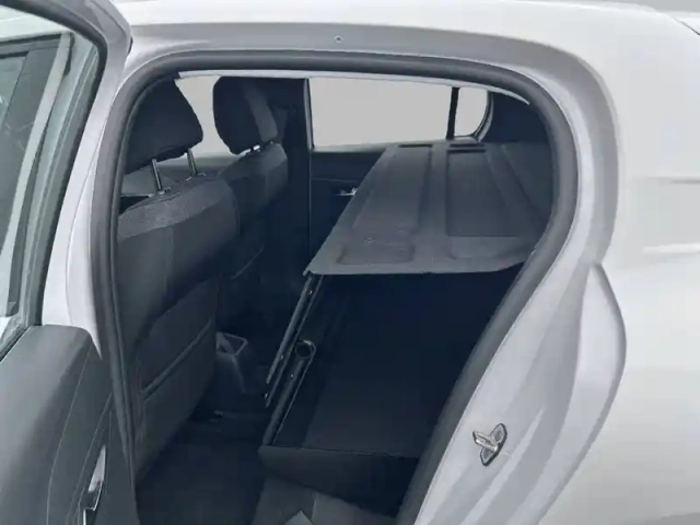 Peugeot 208 puretech 100 s&amp;s bvm6 — photo 12