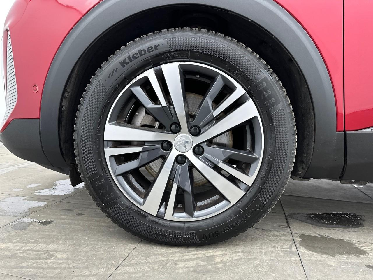 Peugeot 3008 hybrid 225 e-eat8 allure pack — photo 16
