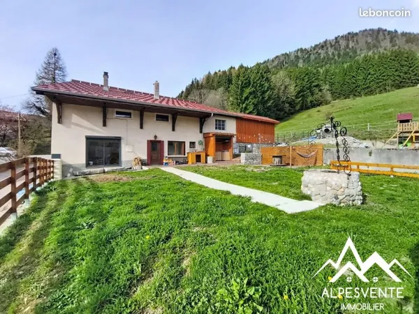 Propriété 6 pièces 181 m²