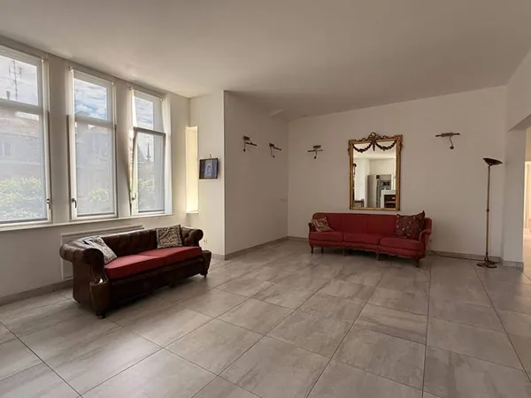 Appartement 5 pièces 144 m²