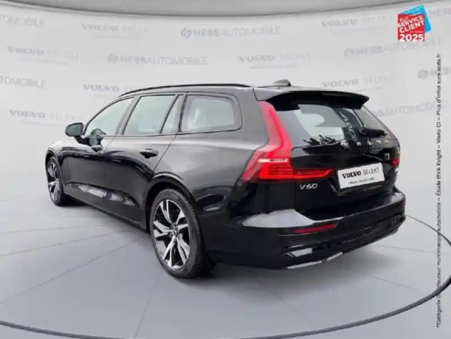 Volvo V60 b4 197ch plus style dark dct 7 sieges cuir gps camera carplay — photo 8