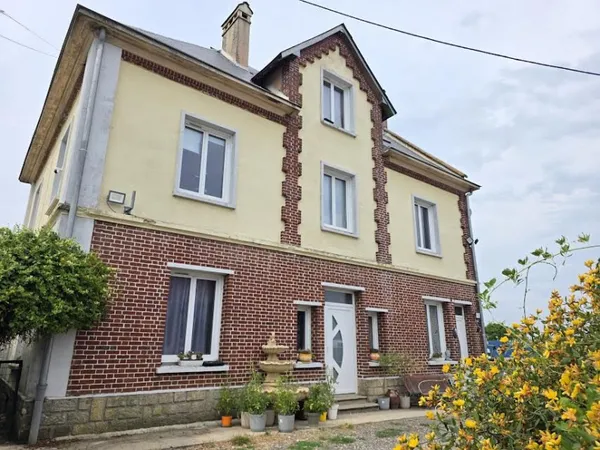 Maison 12 pièces 241 m²