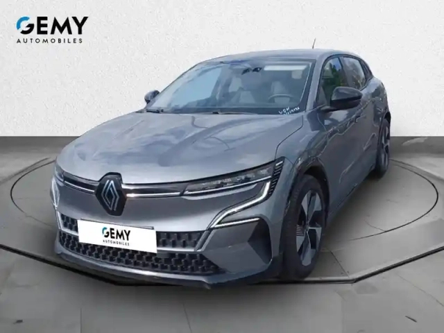 Renault Megane e-tech ev40 130ch standard charge — photo 41