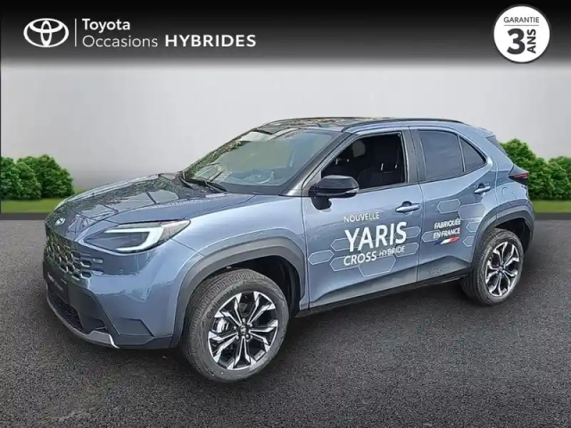 Toyota Yaris cross 130h design mc26