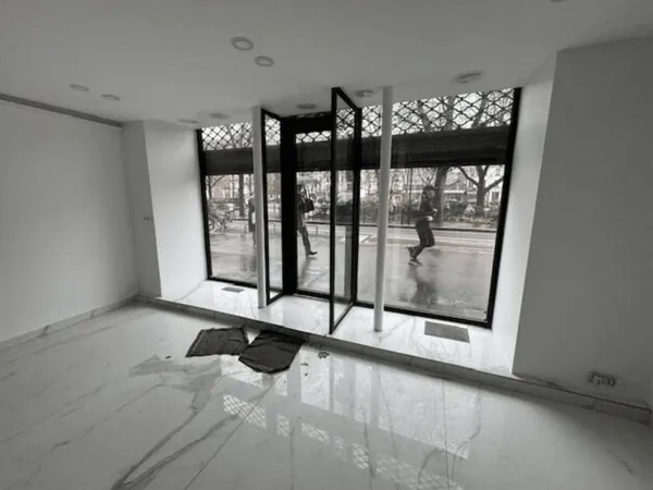 Boutique 120 m²