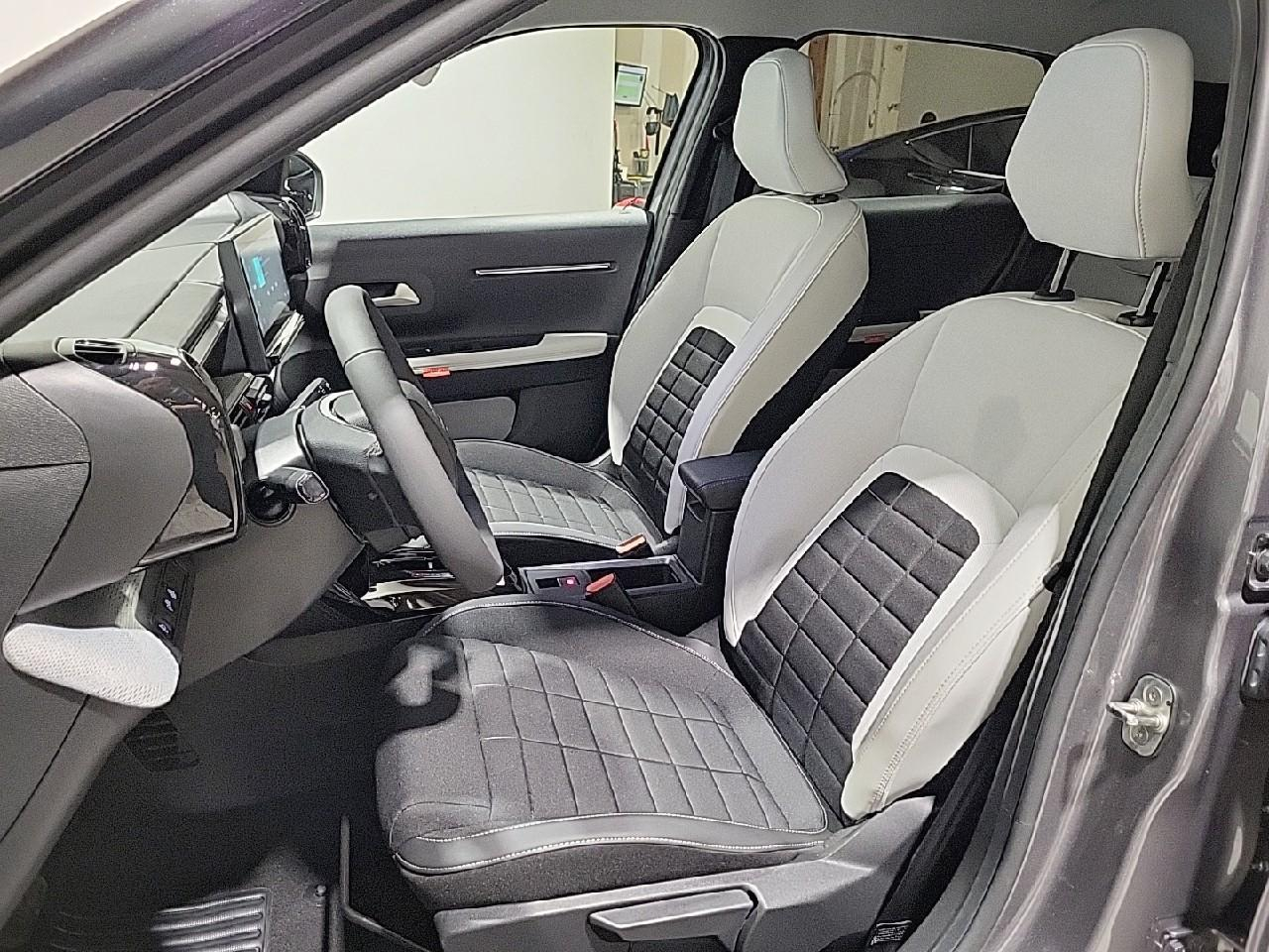 Citroën C3 hybride 110 ch automatique max — photo 10