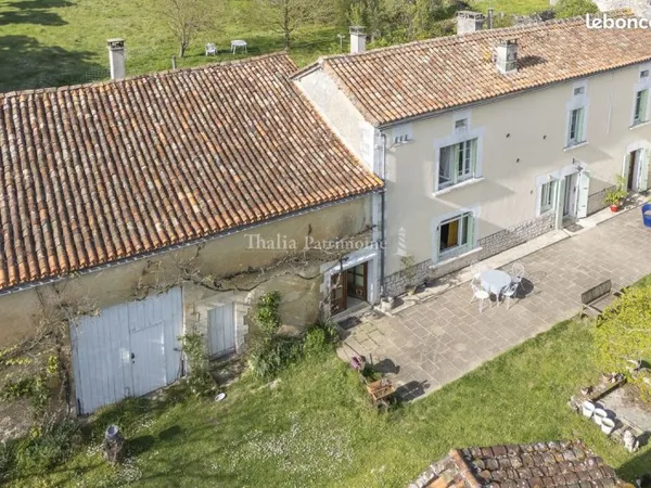 Maison 9 pièces 215 m²