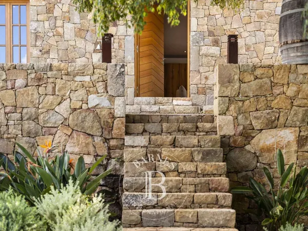 Maison 5 pièces 200 m²