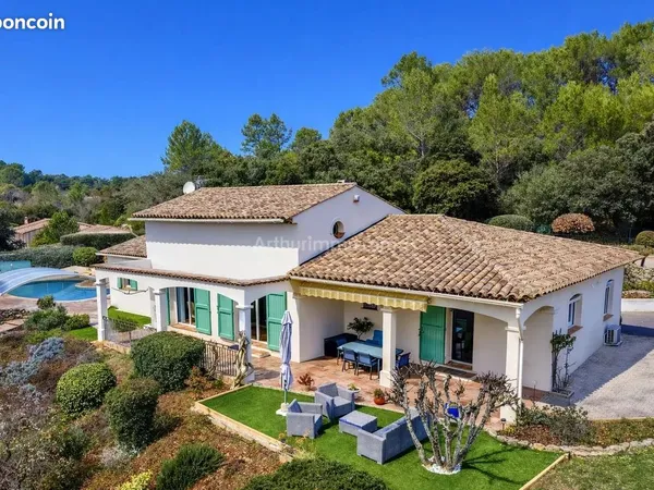 Villa 6 pièces 190 m²