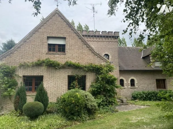 Maison 7 pièces 258 m²