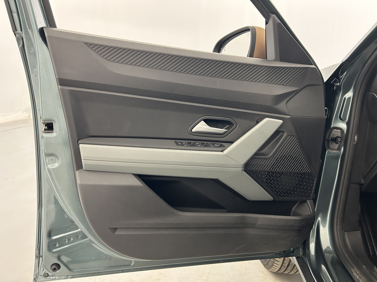 Dacia Duster — photo 11