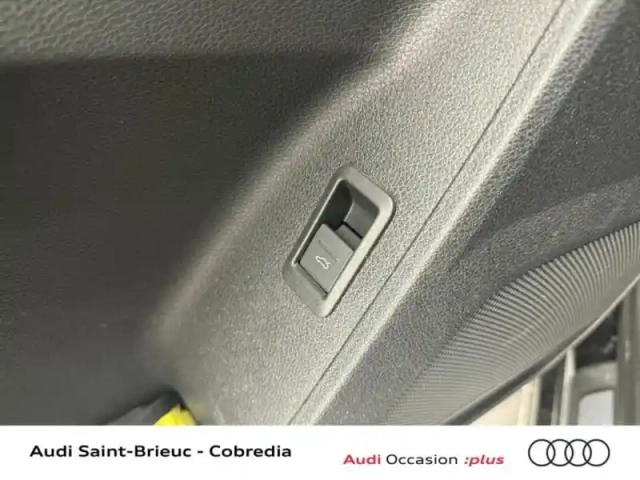 Audi Q3 sportback 35 tfsi 150ch s line s tronic 7 — photo 14