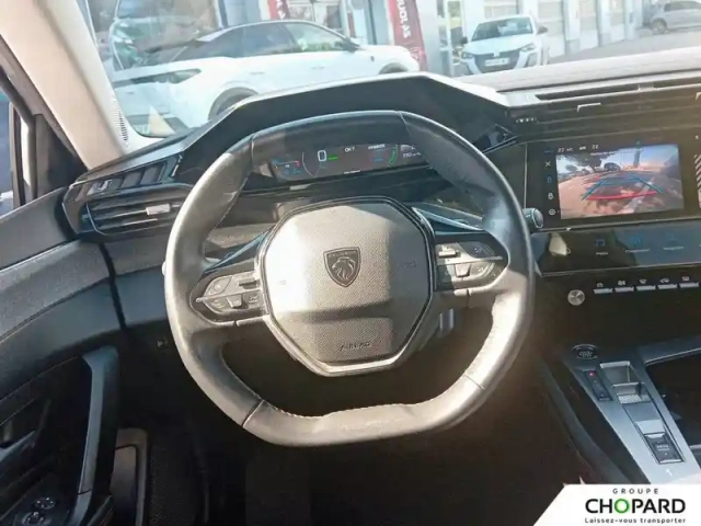Peugeot 308 phev 180 e-eat8 — photo 16