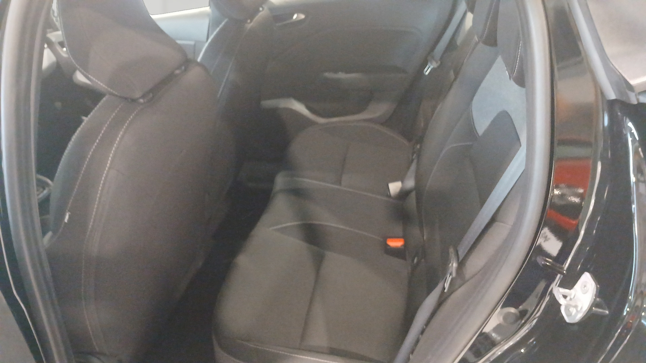 Renault Clio TCe 90 ch GSR2 — photo 12