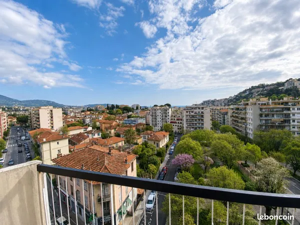 Nice Nord - 4 pièces avec terrasse de 30 m² - 7e étage - Vue dégagée