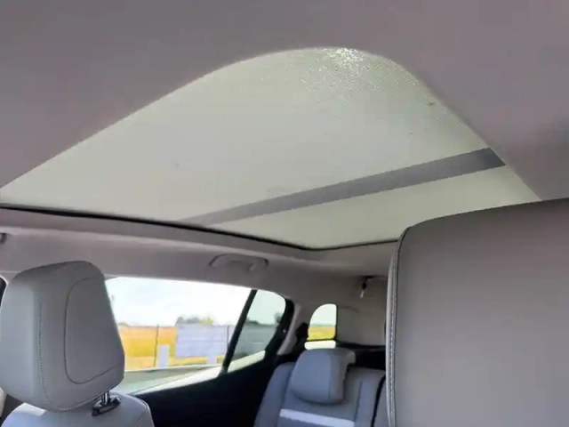 Citroën C5 Aircross hybride 136 e-dcs6 — photo 18