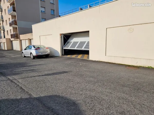 Place parking souterrain centre/gare