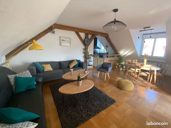 Appartement T2 avec cachet ST VIT centre