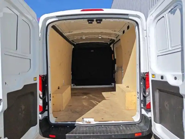Ford Transit 2t fg t310 l2h2 2.0 ecoblue 130ch ambiente — photo 13