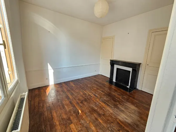 Location appartement T1, proche centre ville